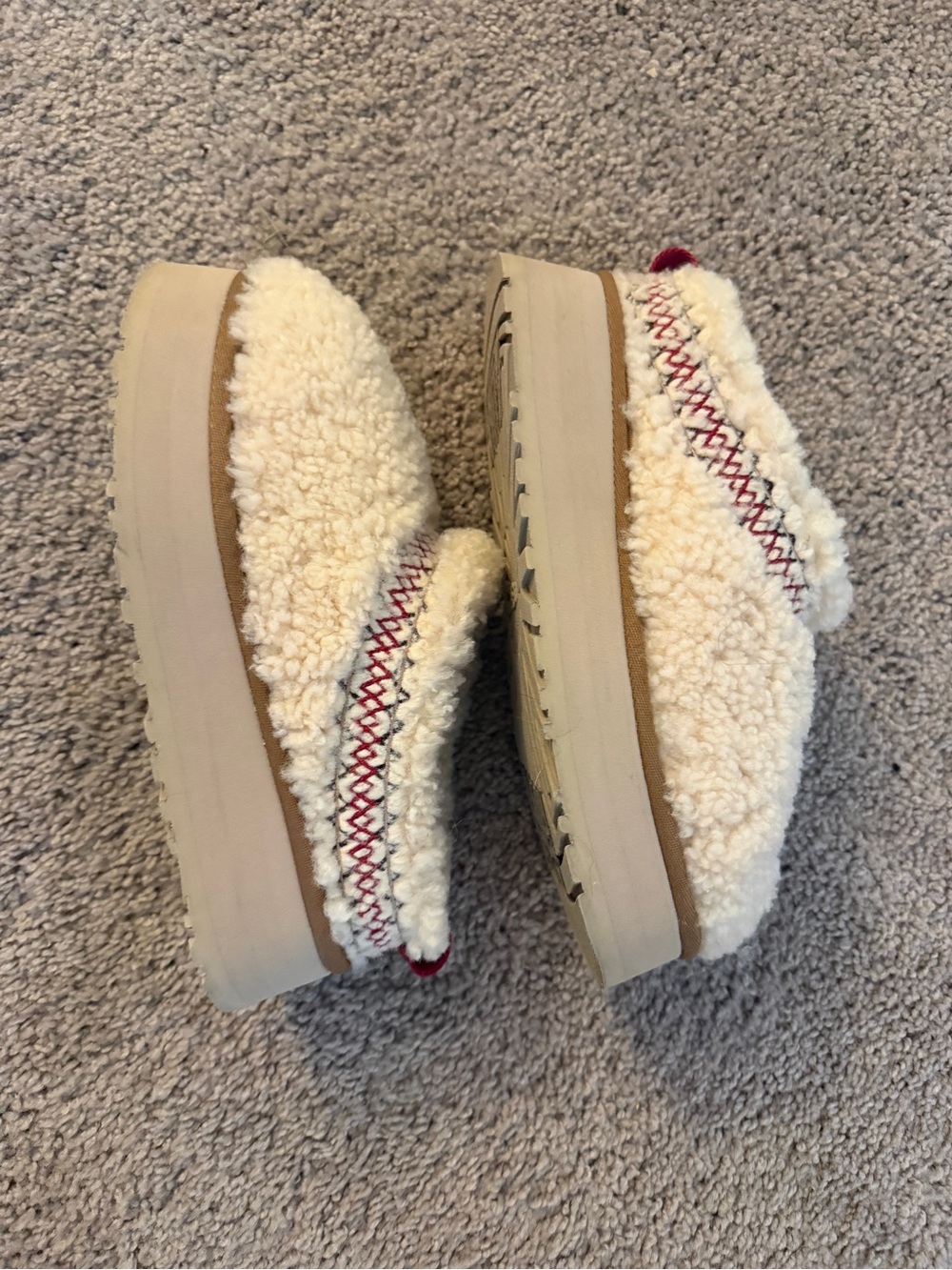 UGG Tazz Braid Natural Sherpa Ivory Fur Platform Clogs - Picture 8 of 14